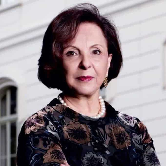 Dra. Linamara Rizzo Battistella